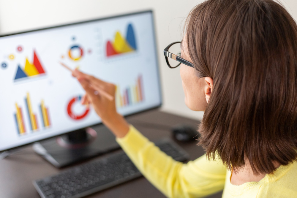 Corporate leaning platforms offer analytics insight.